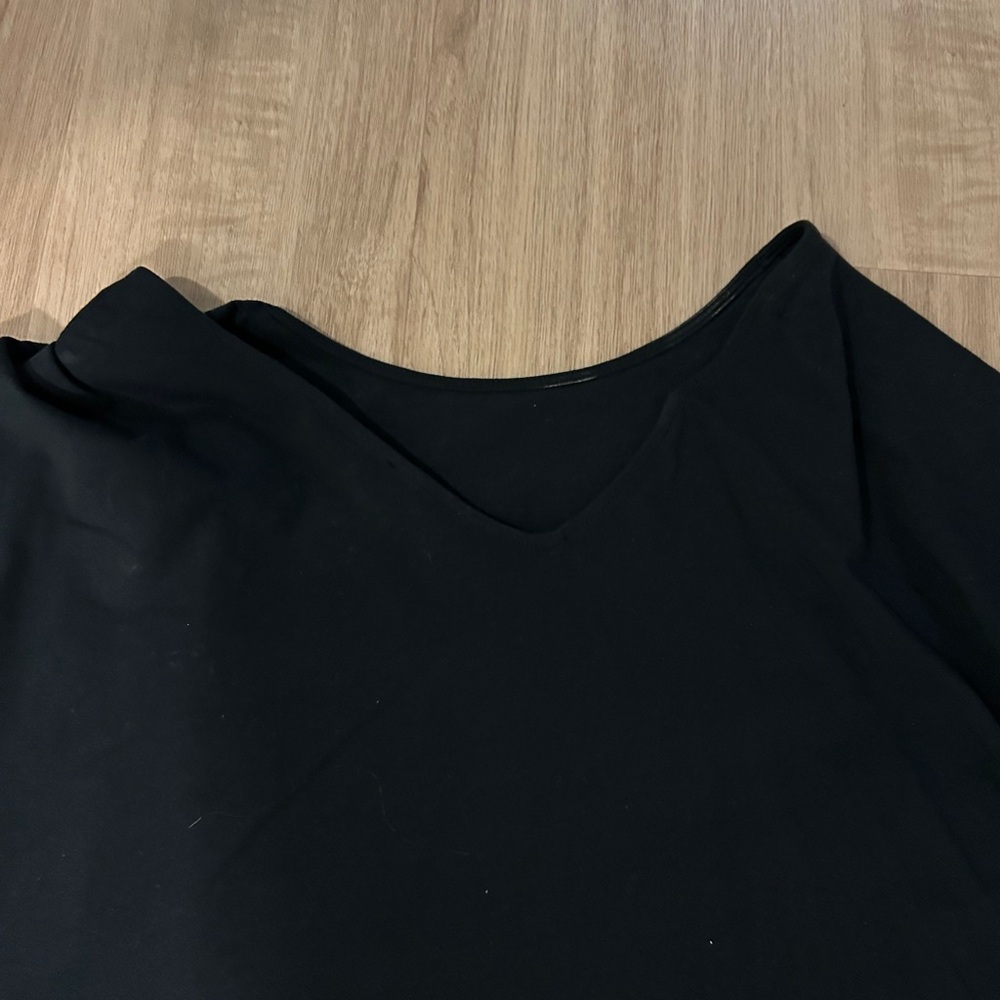 ICE iceberg Graphic Black and White Women's t-shirt - Picture 6 of 6